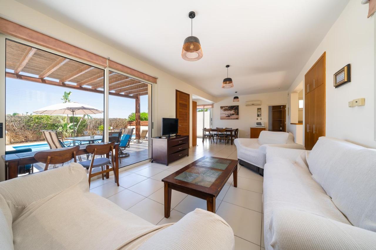 Atlantica 4 Bedroom Villa Near The Beach Protaras Ngoại thất bức ảnh